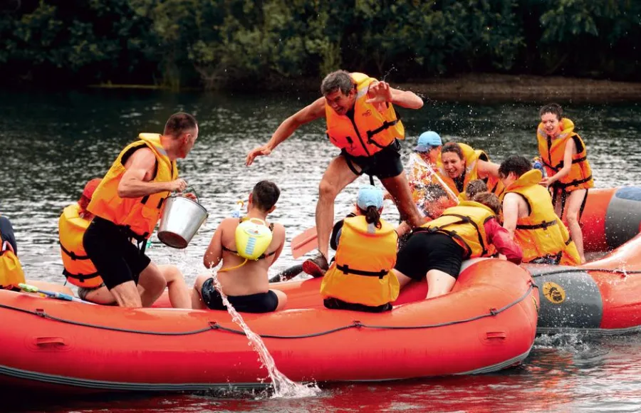 Озеро Хака &laquo;Водное пати&raquo;