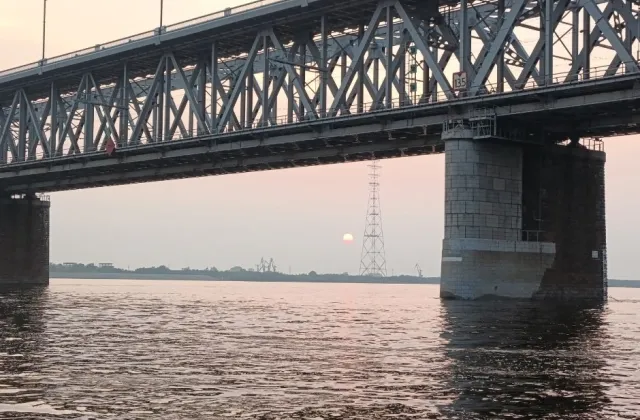 Амур закат Мост